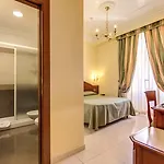 Contilia Hotell 3*