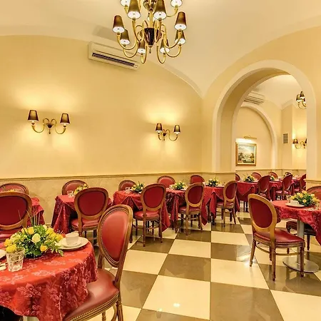 Hotel Contilia 3*