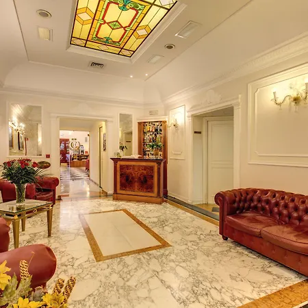 コンティリア ホテル 3*