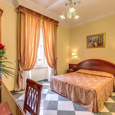 コンティリア 3*