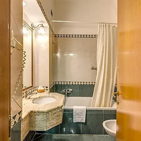 Hotel Contilia